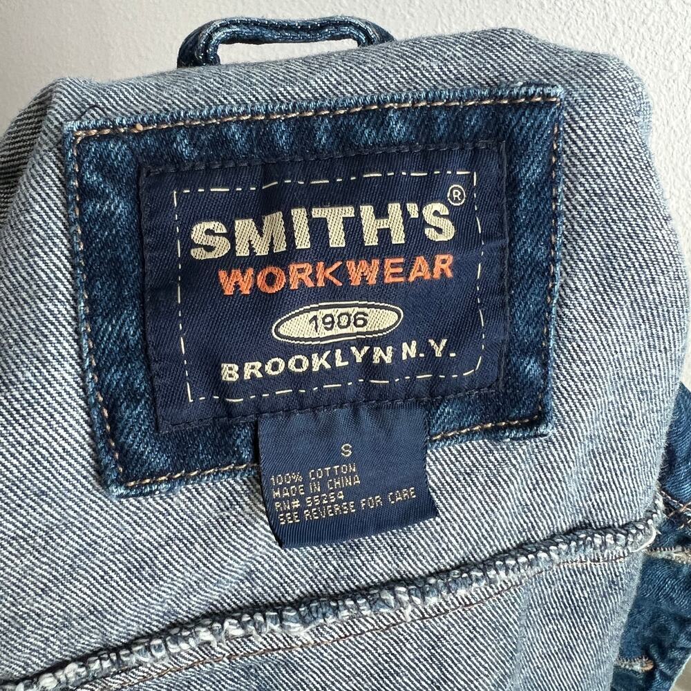 Smith's Workwear Denim Jacket Men's S Medium Wash Trucker Strawberry Patch Jean - Picture 6 of 6